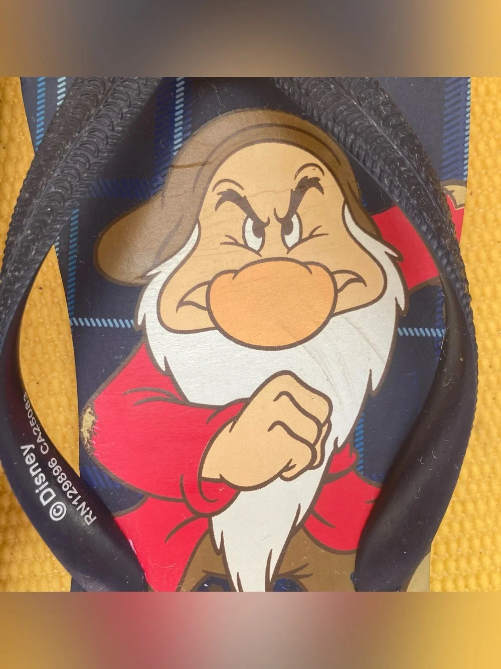 Men’s Disney Flip flops Size 9/10